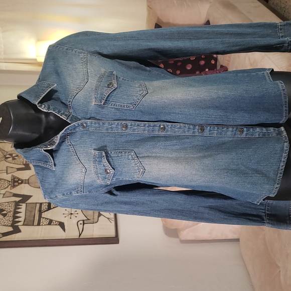 Old Navy Tops Old Navy Denim Shirt Poshmark
